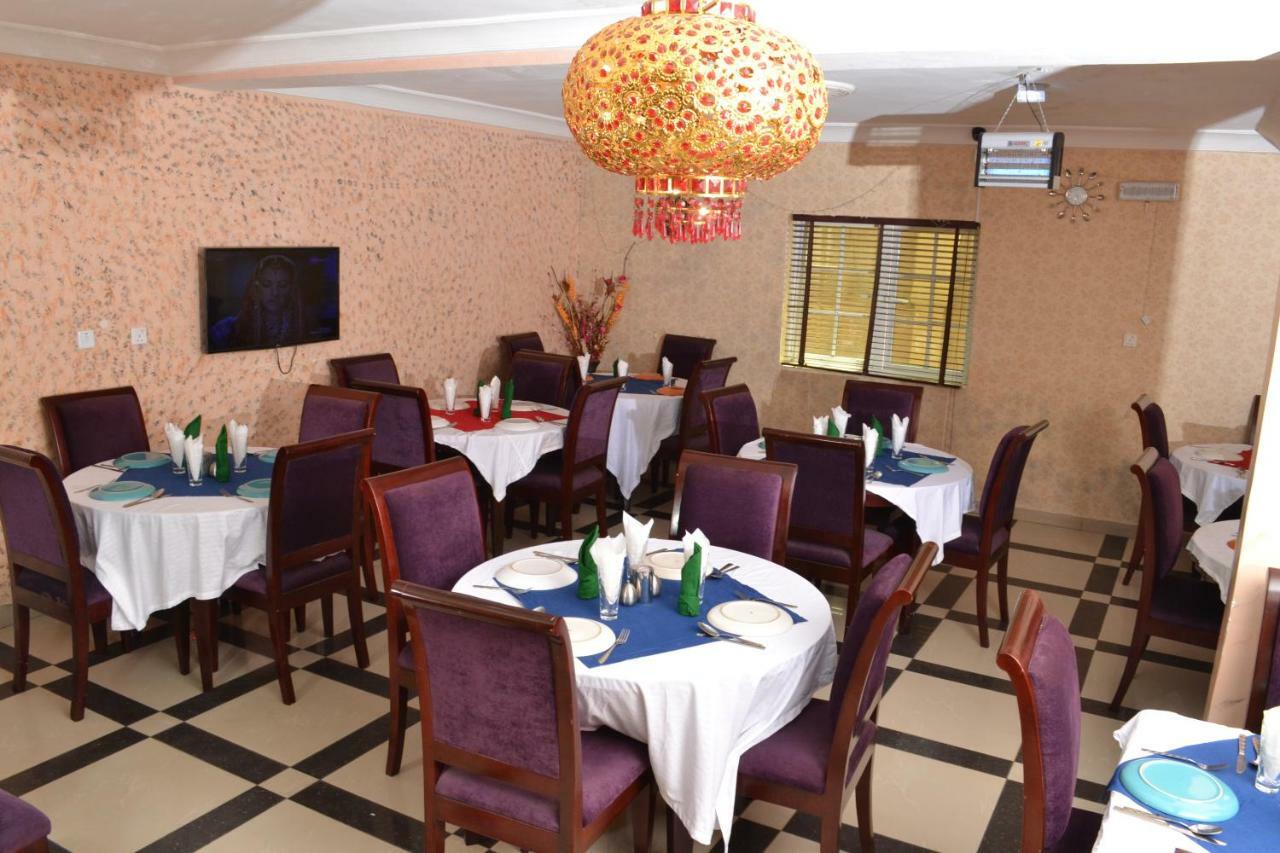 Limoh Suites Benin City Exterior photo